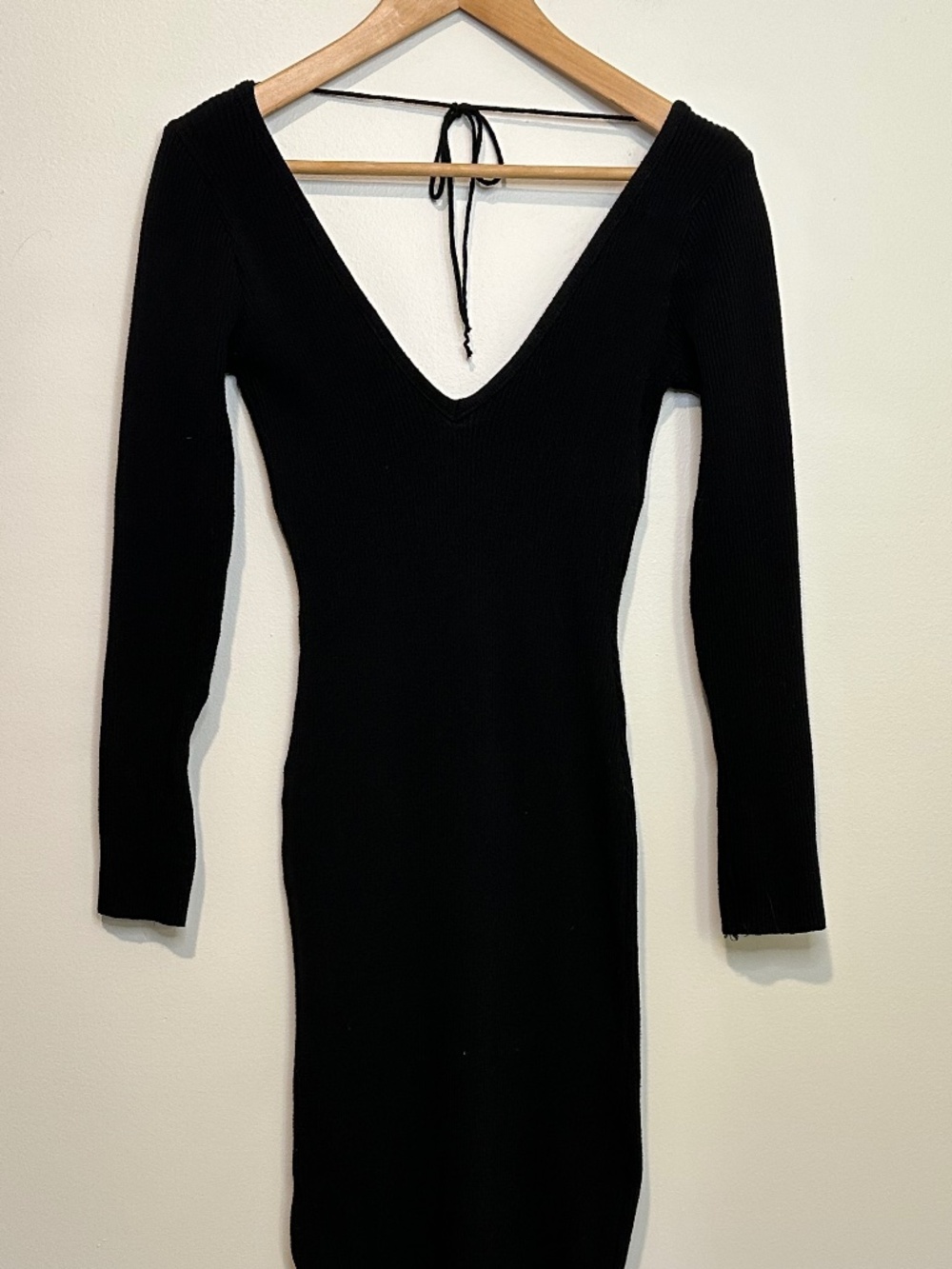 Black Long Sleeve Open Back Ribbed Maxi Dress